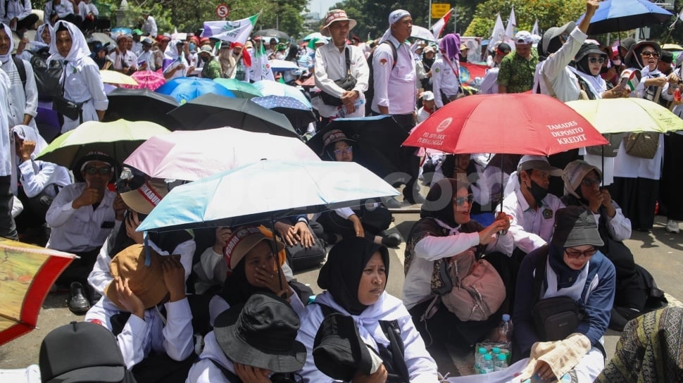 Status Honorer Dihapus 2027, FSGI: Jangan Sampai Picu Krisis Guru dan Gaji Tak Layak!