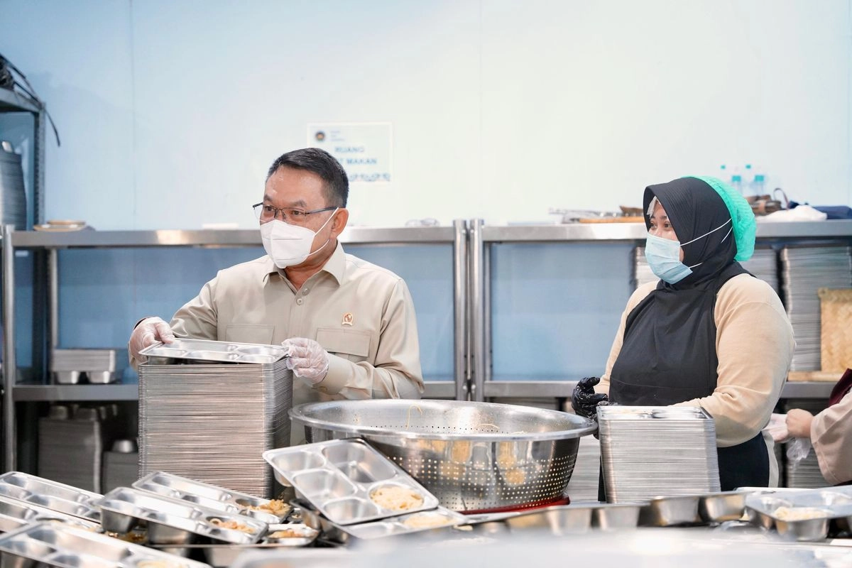 KSP Dudung Tegur SPPG Tak Layak: Kalau Hanya Penuhi Target, Catering Juga Bisa