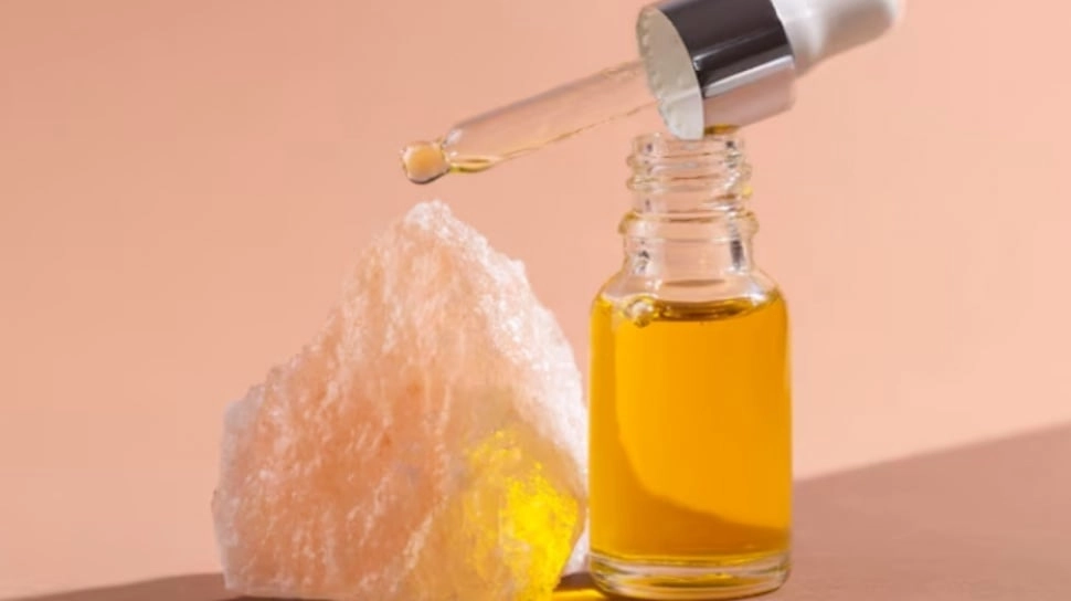 5 Serum untuk Menghilangkan Bekas Jerawat Membandel Demi Wajah Kembali Glowing