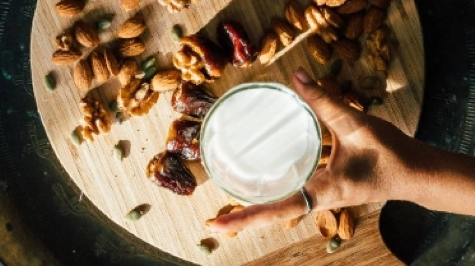Cuaca Tak Menentu? Ini Manfaat Susu Kurma untuk Menjaga Imunitas Tubuh