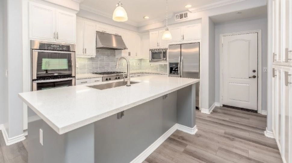 Kitchen Sink Granit Jadi Tren Baru Dapur Modern yang Fungsional dan Estetik