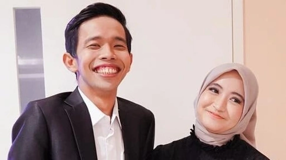 Profil Karen Hertatum yang Jadi Korban KDRT Dede Sunandar