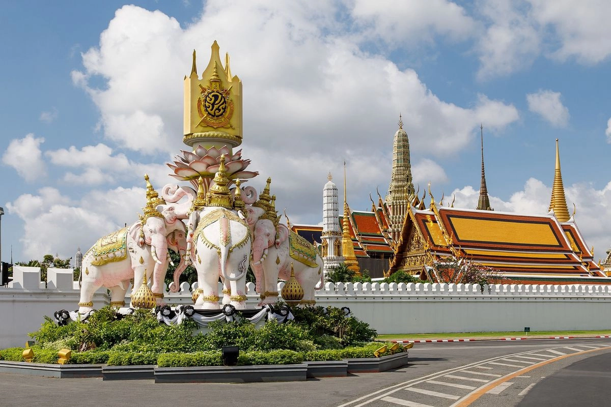 Kenapa Thailand Berencana Pangkas Bebas Visa dari 60 Jadi 30 Hari?