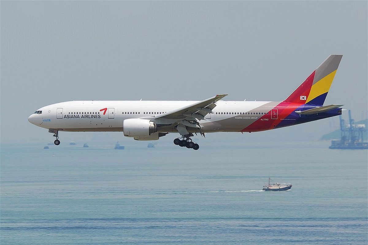 Merger dengan Korean Air, Asiana Airlines Berhenti Beroperasi pada Akhir 2026