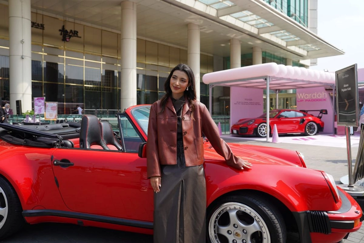Steal the Look: Gaya Edgy Amna Al Qubaisi di Wardah Lip Paddock