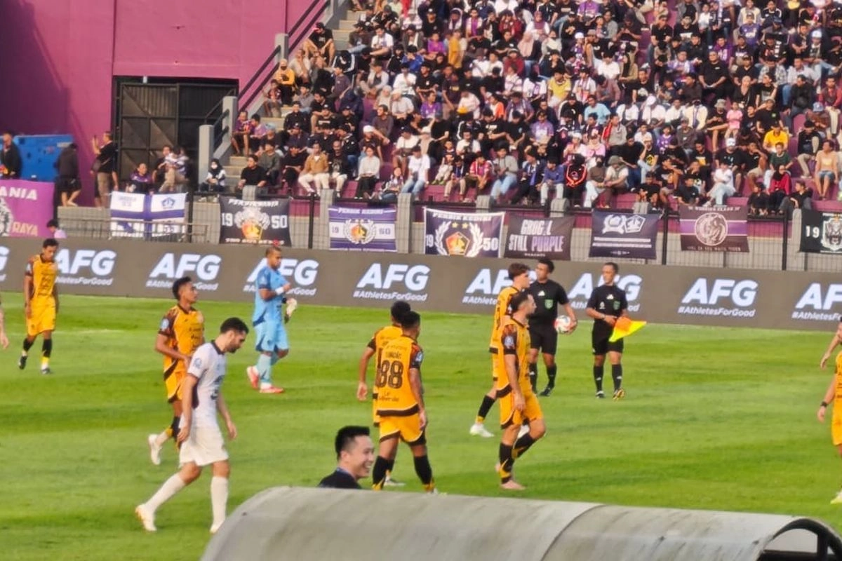 Hasil Persik Vs Persija: 2 Gol Sundulan, 1-1 di Babak Pertama