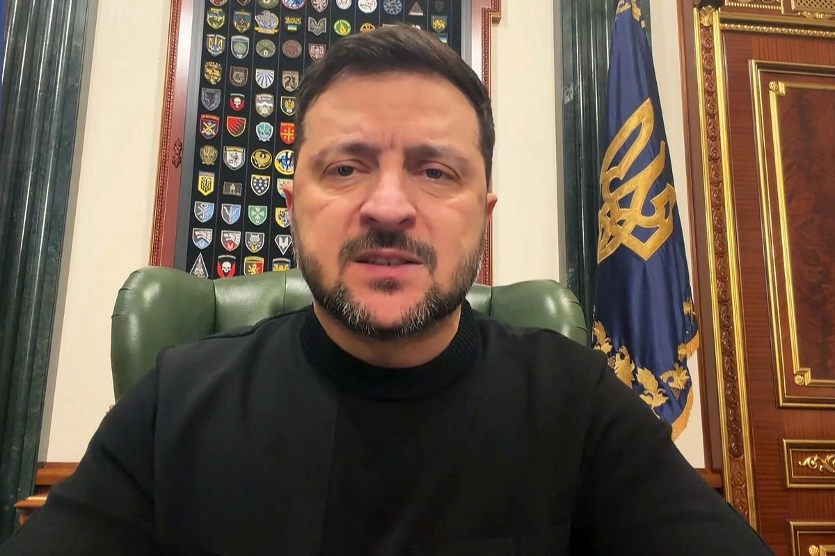 Zelensky Tuding Rusia Pertimbangkan Rencana Serang NATO