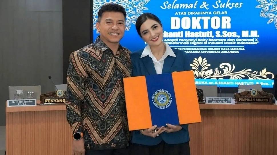 Ashanty Kuliah S3 di Mana? Raih Gelar Doktor dengan Predikat Sangat Memuaskan