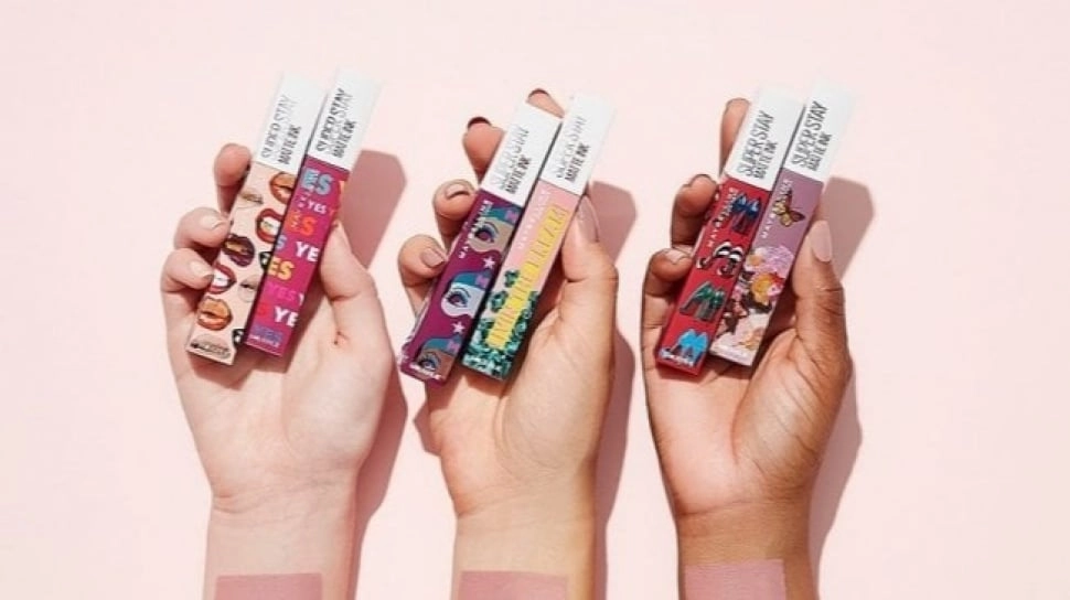 6 Ciri Lipstik Maybelline Asli dan Palsu Agar Bibir Tidak Menghitam