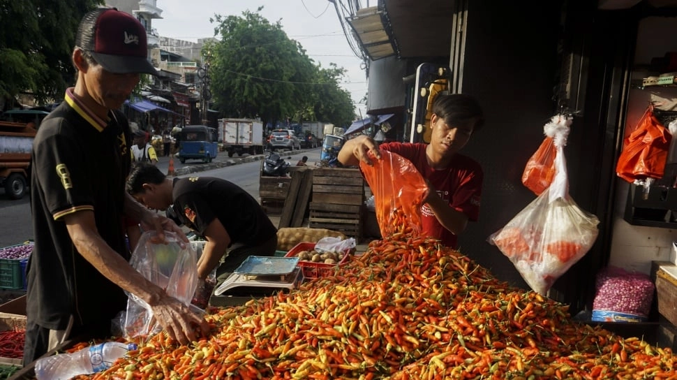 Harga Pangan Hari Ini: Cabai Rawit dan Daging Ayam Naik, Beras Premium Tetap Tinggi