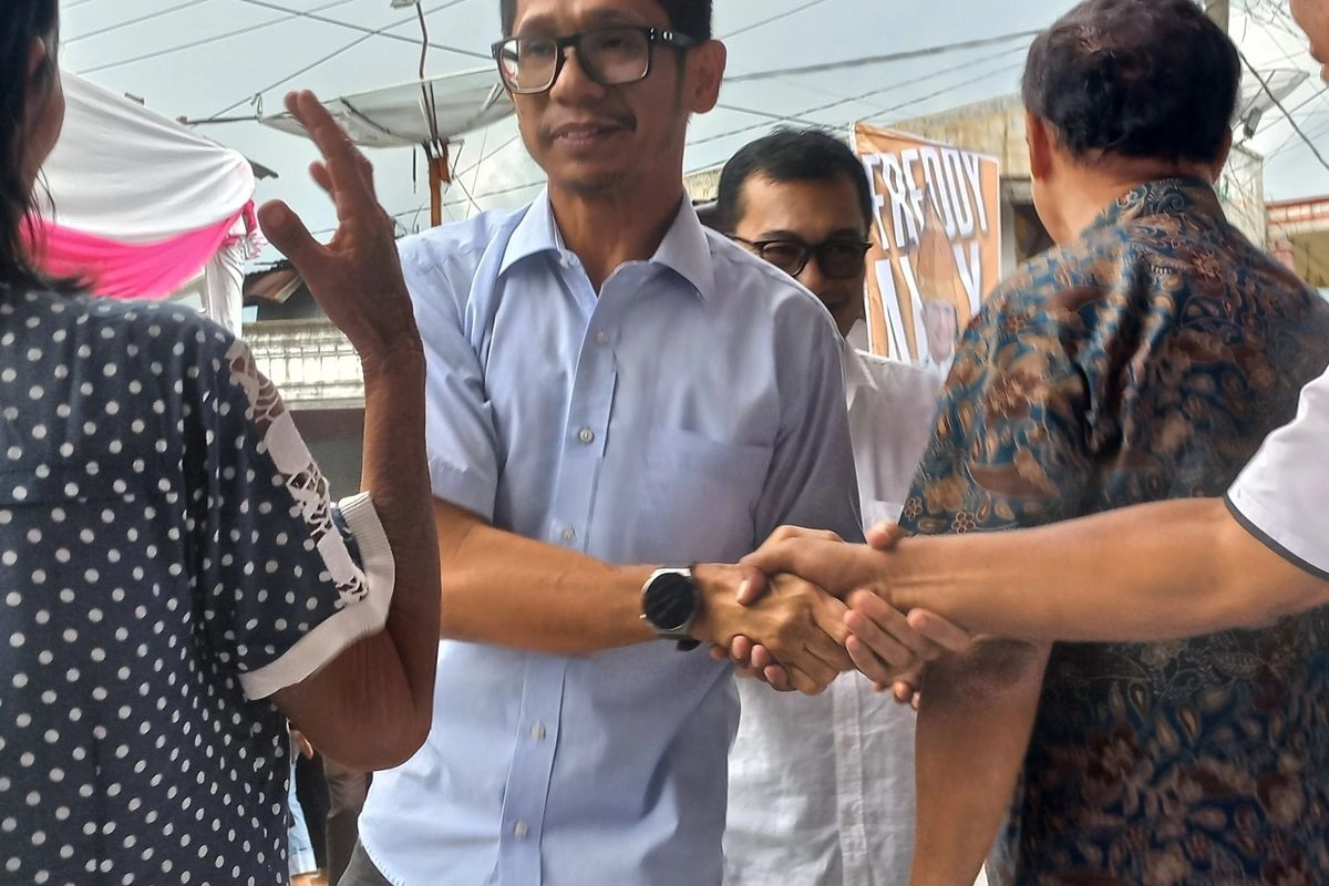 Jokowi Turun Gunung di Antara PSI dan Projo