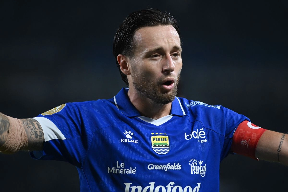 Pidato Membara Marc Klok di Balik Kemenangan Persib Bandung Lawan PSM Makassar
