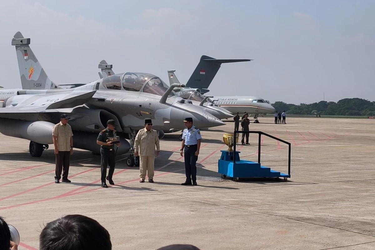Prabowo Resmi Serahkan Jet Tempur Rafale hingga Dassault Falcon ke TNI