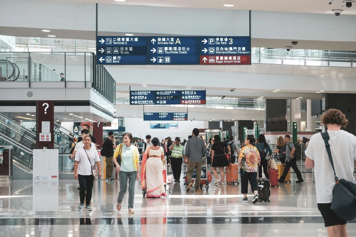 Rusak Gerbang Imigrasi, Turis China Dilarang Masuk Thailand Seumur Hidup