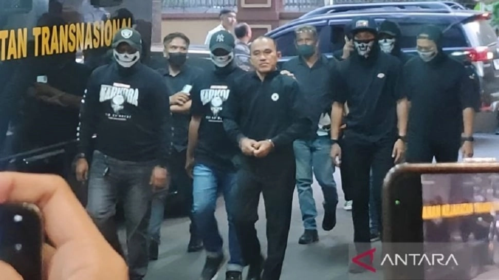 Eks Kasat Narkoba Kutai Barat AKP Deky Dibekuk Bareskrim, Diduga Jadi Beking Bandar Sabu!
