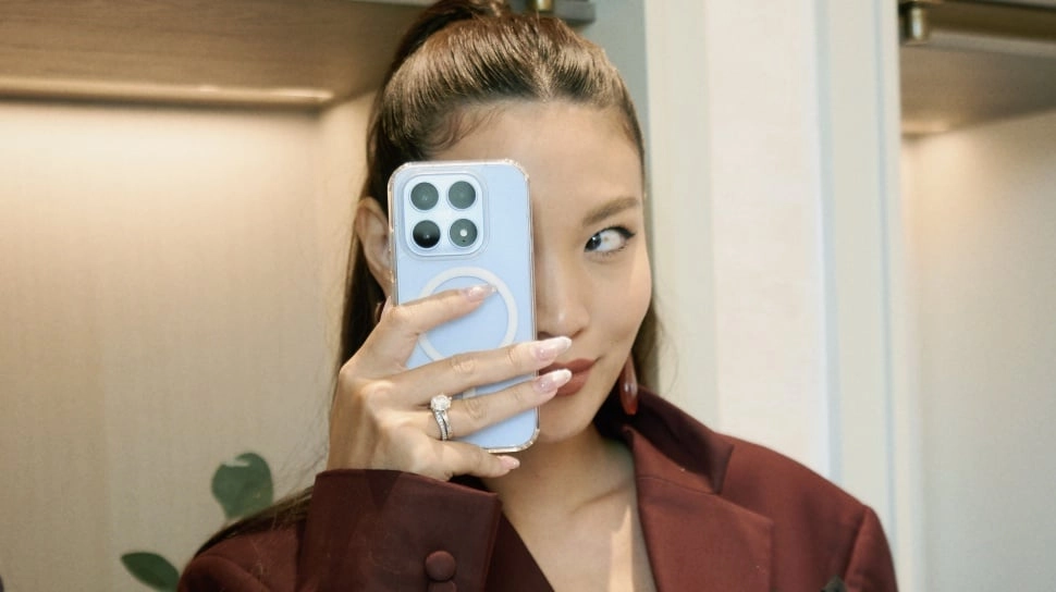 Xiaomi 17 Andalkan Kamera Leica dan HyperAI, Patricia Gouw Bikin Konten Fashion Ala Editorial