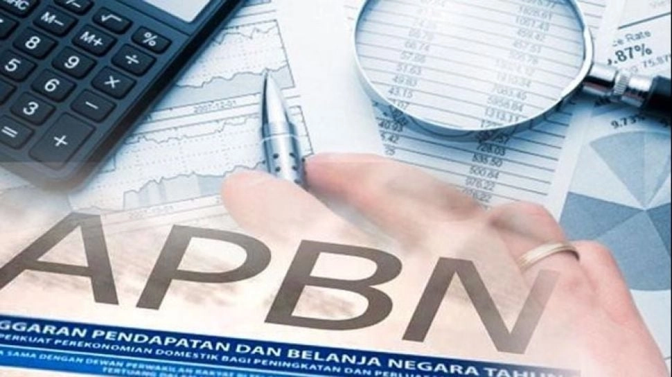 Dilema Pertahanan Harga BBM : Rupiah Melemah dan Minyak Anteng di Atas 100 Dolar AS per Barel