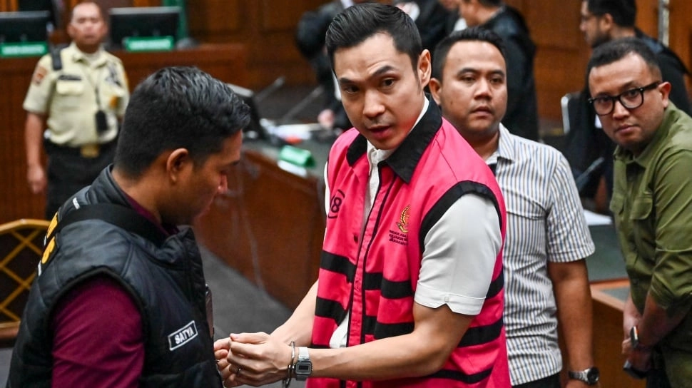 Kejagung Lelang Koleksi Harvey Moeis: Tas Mewah Hari Ini, Mobil dan Apartemen Menyusul