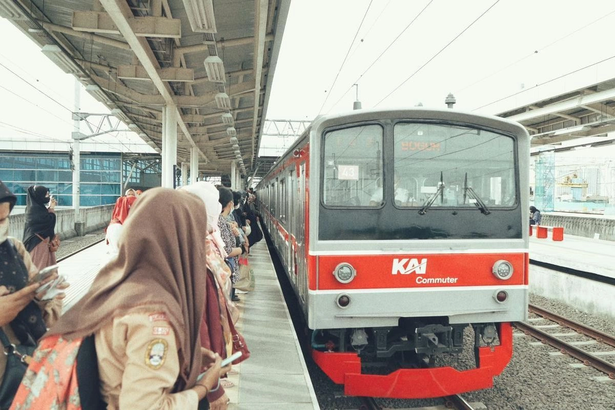 Elektrifikasi Rel Jadi Kunci KRL Tetap Andal saat Mobilitas Urban Meningkat