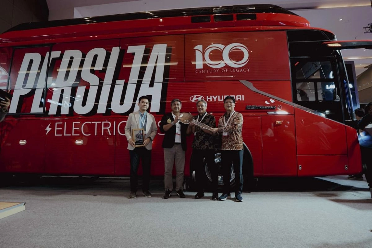 Inovasi Persija Jakarta, Klub Indonesia Pertama yang Punya Bus Listrik