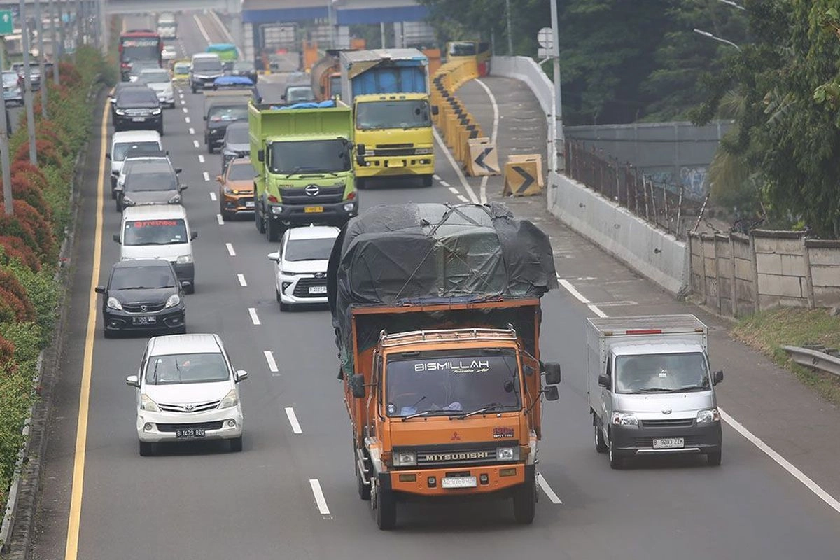 Jelang Zero ODOL 2027, Pengusaha Truk ''Diawasi'' ETLE agar Tertib Muatan dan Dimensi