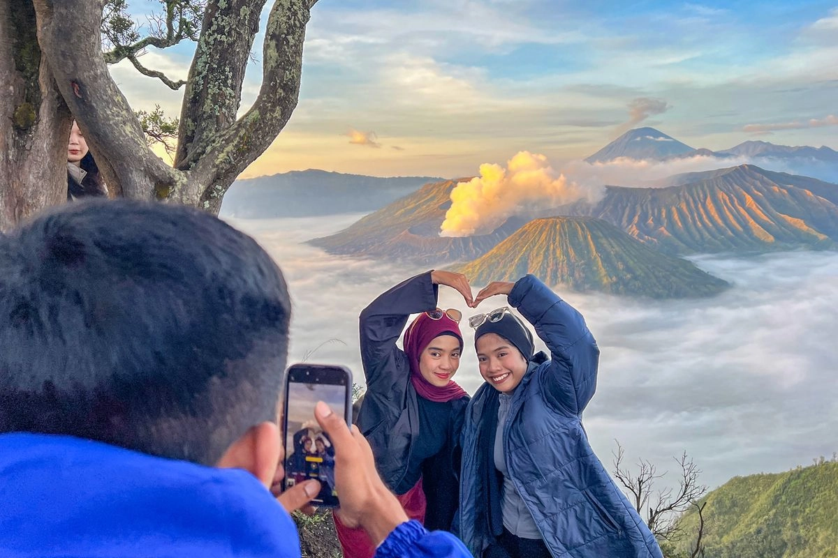 Pariwisata Jadi Mesin Baru Pertumbuhan Ekonomi Indonesia, Laris Manis pada 2026