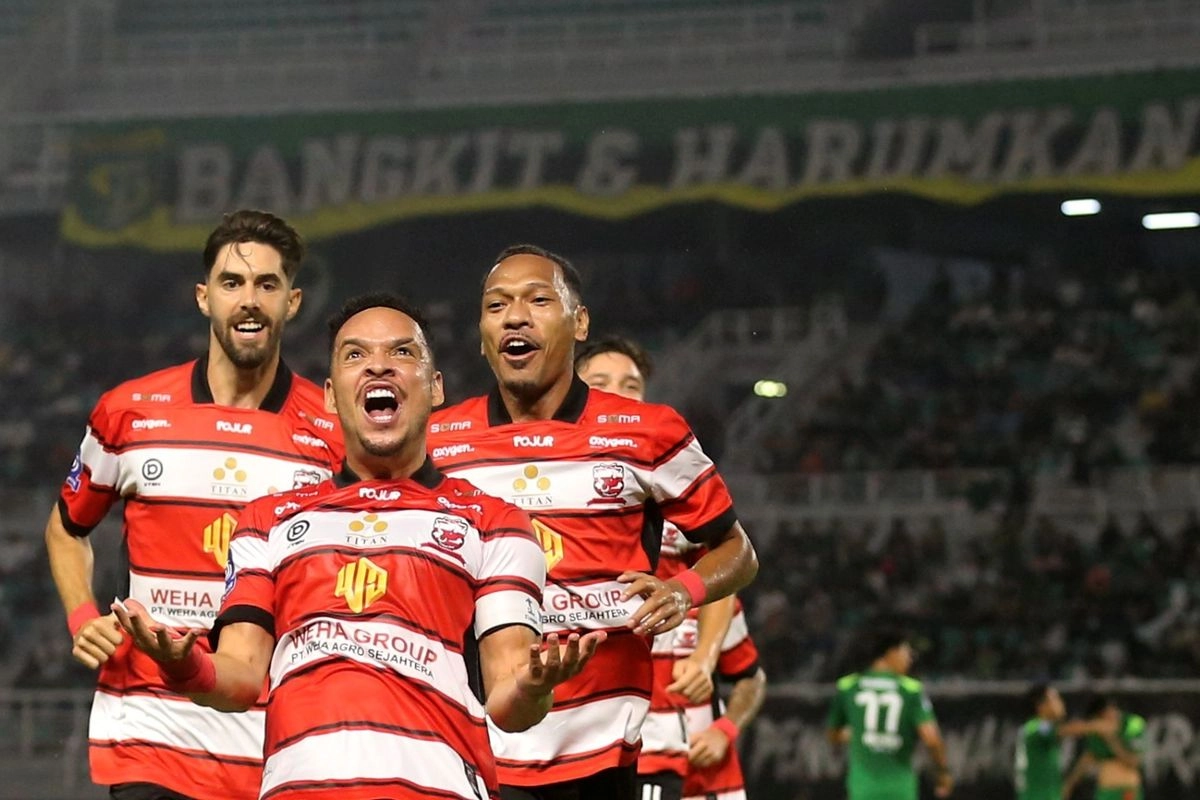 Pengamat Sebut Pekan Terakhir Super League Jadi Ujian Besar Klub Jatim