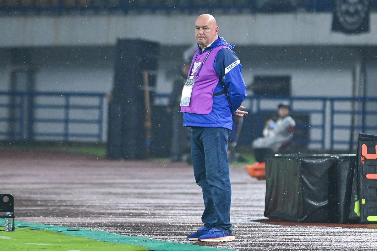 GBLA Hujan Deras H-2 Jam Sebelum Persib vs Persijap