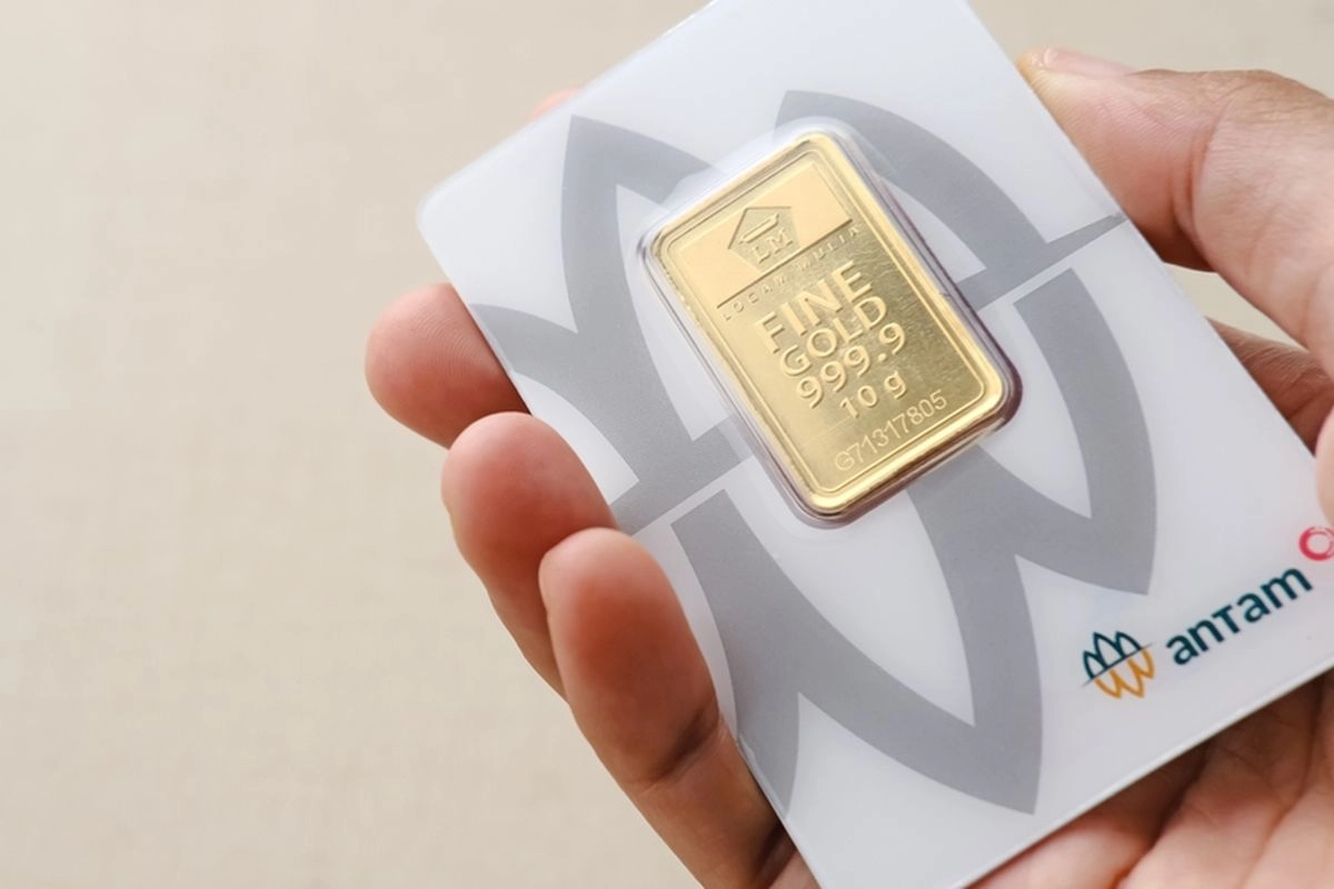 Harga Emas Antam Hari Ini Turun Lagi Rp 15.000 per Gram, Cek Daftar Terbarunya