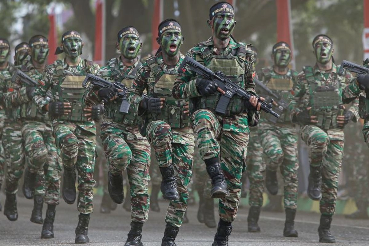 Tak Hanya Polisi, Kini Tentara Juga Ikut Buru Begal