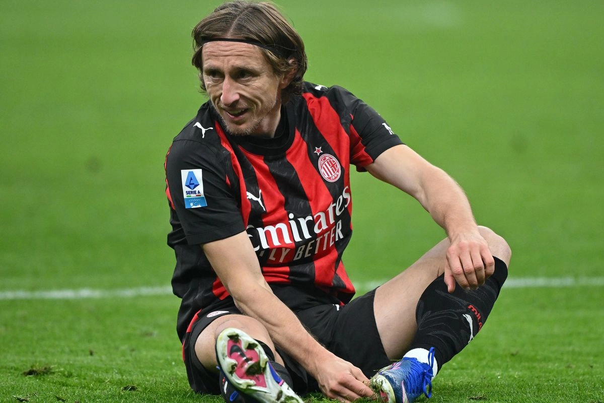 Dua Syarat yang Wajib Dipenuhi AC Milan Jika Ingin Modric Bertahan di San Siro