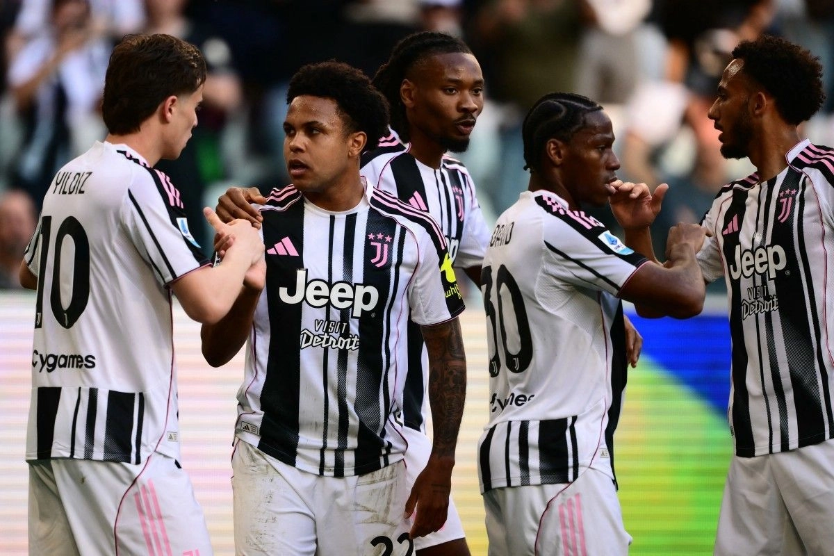 Bentrokan di Laga Juventus Vs Torino, Derby della Mole Sempat Tertunda Sejam