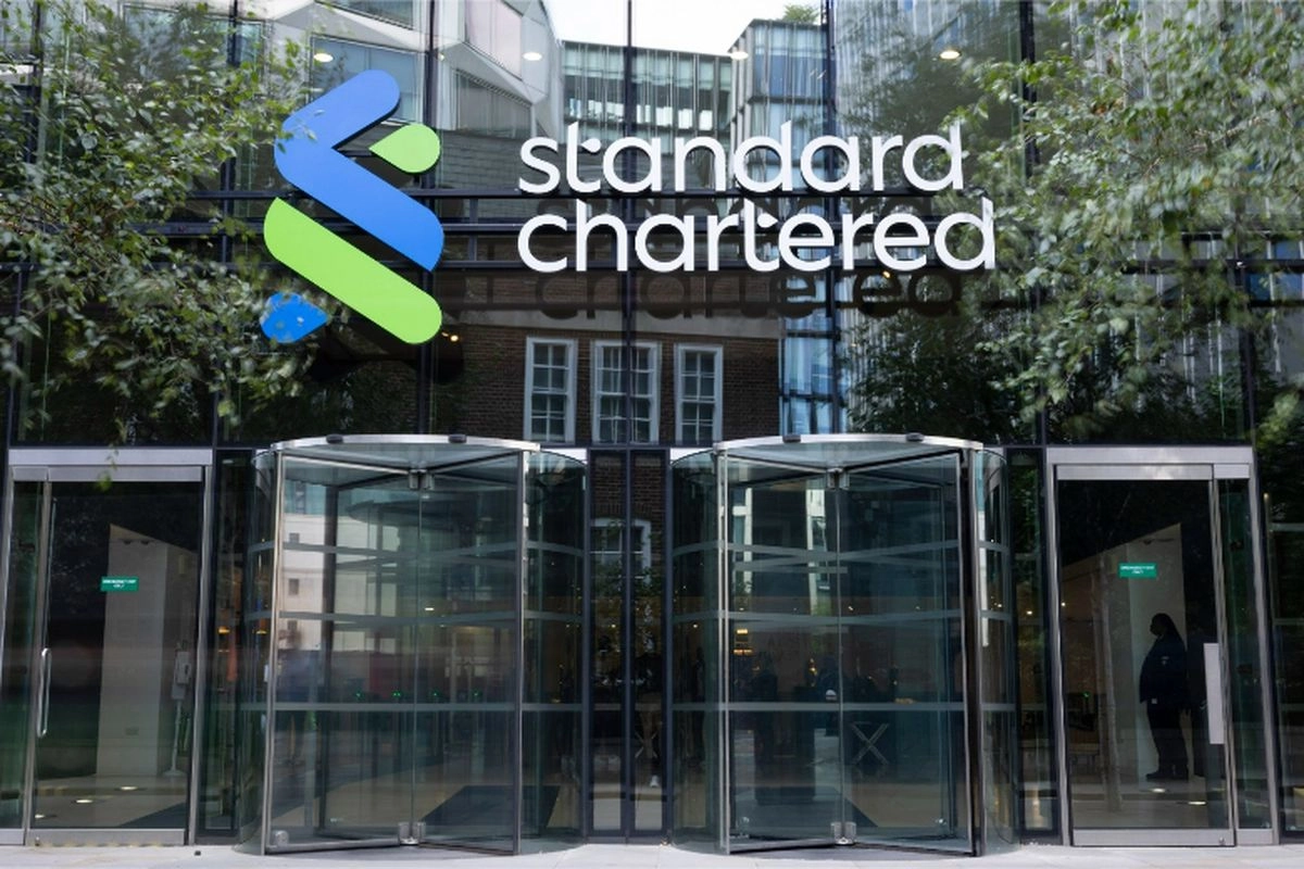 CEO Standard Chartered Minta Maaf Usai Sebut Pekerjaan Terdampak AI Bernilai Rendah