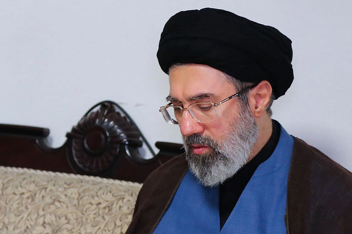 Disembunyikan, Mojtaba Khamenei Hanya Bisa Dihubungi Lewat Kurir Rahasia