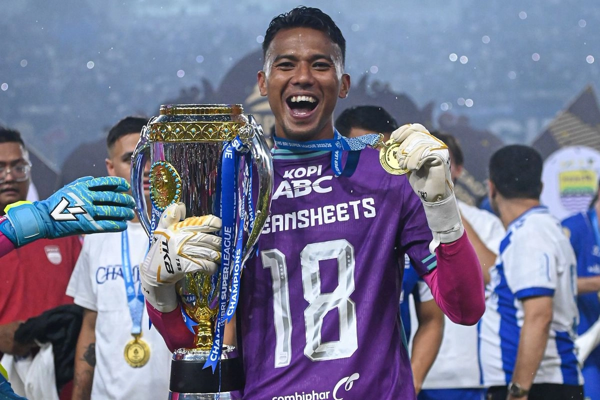 Kata-kata Kiper Persib Teja Paku Alam Usai Ukir Rekor 18 Clean Sheet