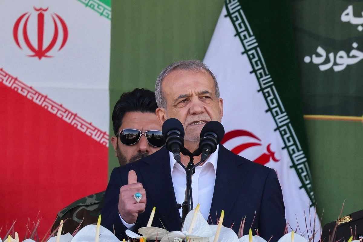 Presiden Iran Minta Akses Internet Dibuka Kembali