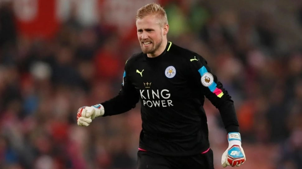 Kasper Schmeichel Pensiun, Cedera Bahu Akhiri Karier Sang Legenda Denmark
