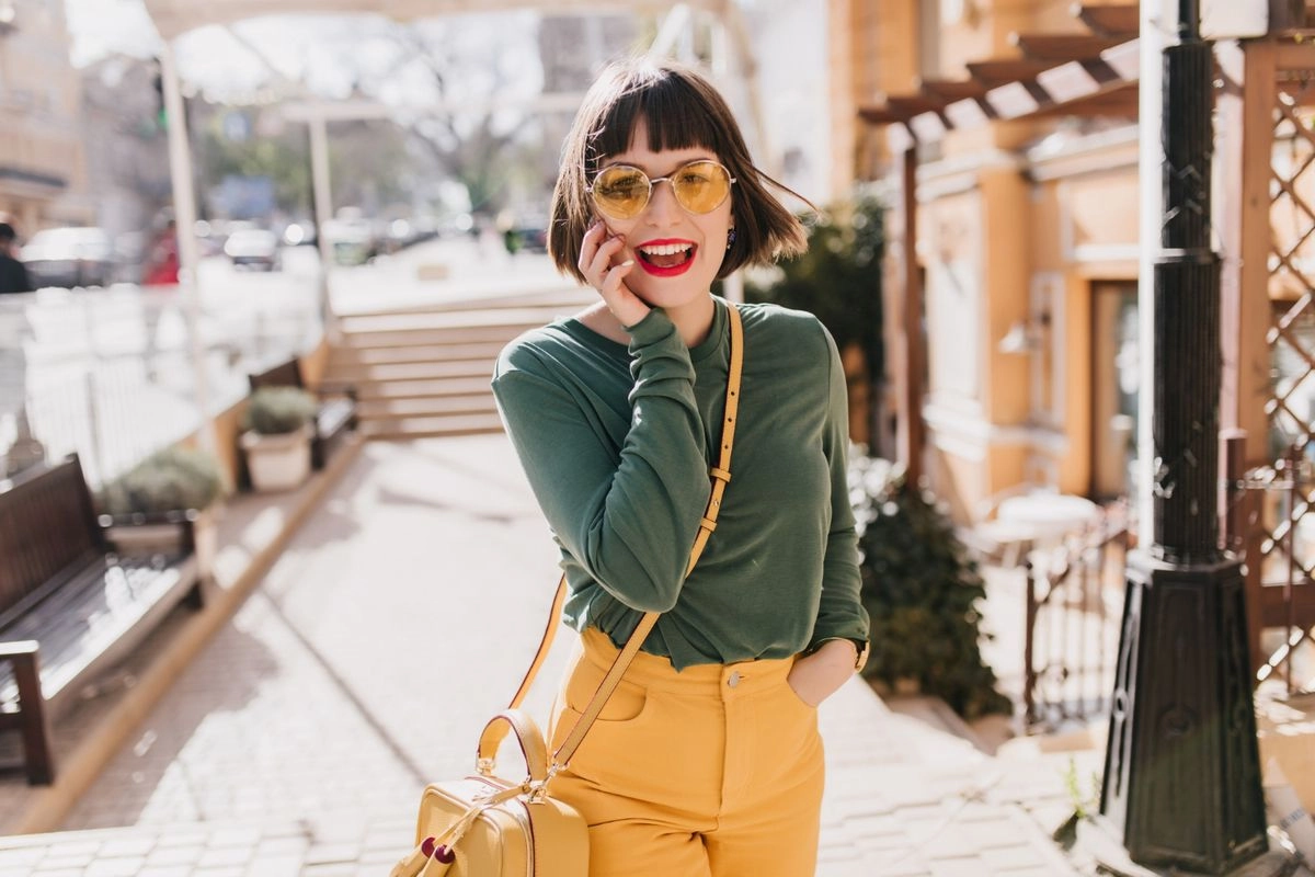 8 Outfit yang Menunjang Penampilan Pemilik Badan Segitiga Terbalik