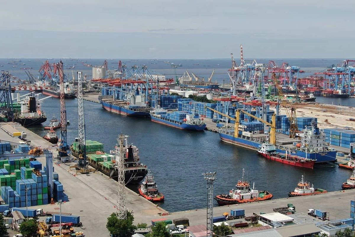 Arus Peti Kemas Pelindo Tembus 6,42 Juta TEUs, Naik 7 Persen hingga April 2026