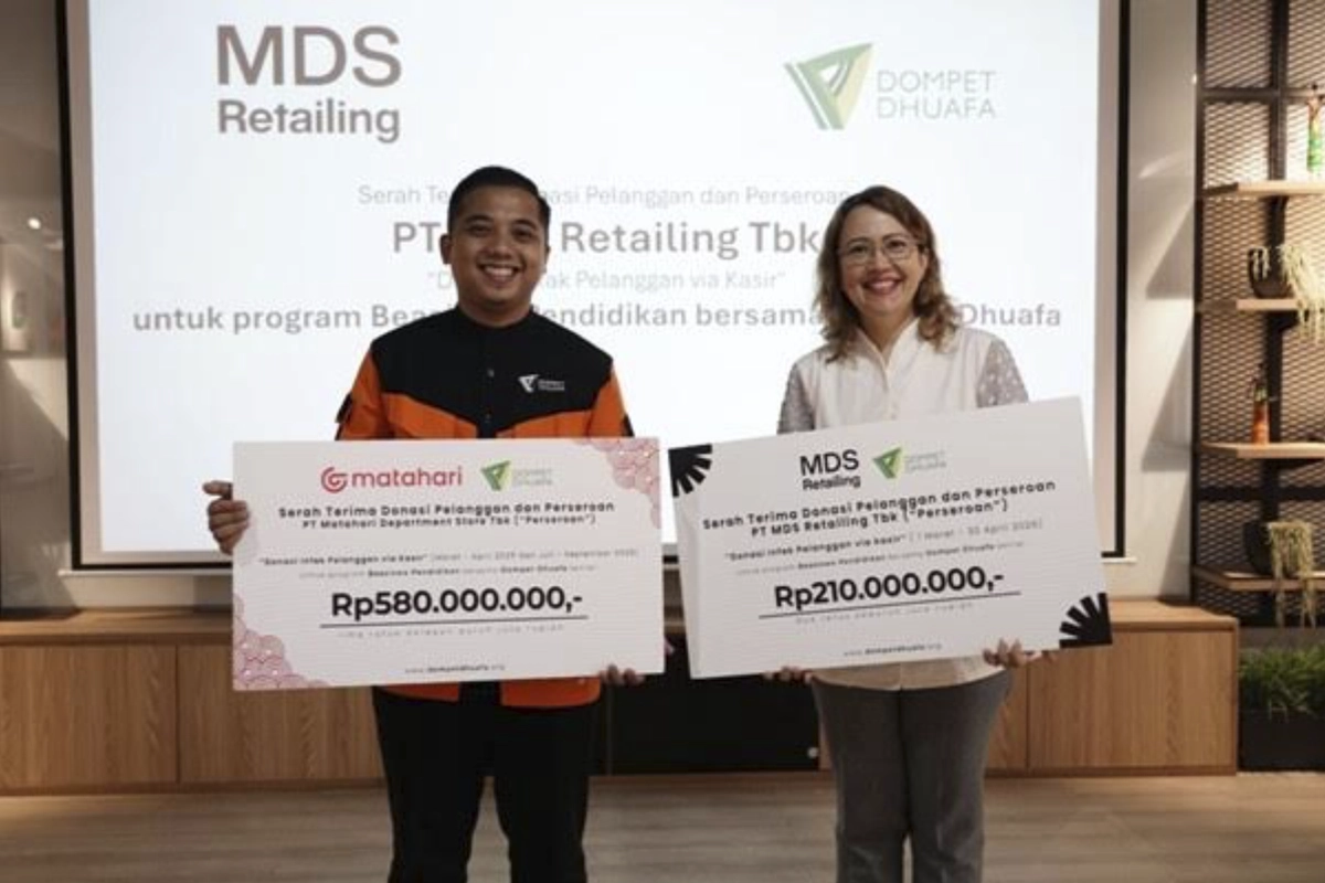 Dompet Dhuafa Terima Donasi Infak Pelanggan PT MDS Retailing Tbk untuk Beasiswa Pendidikan
