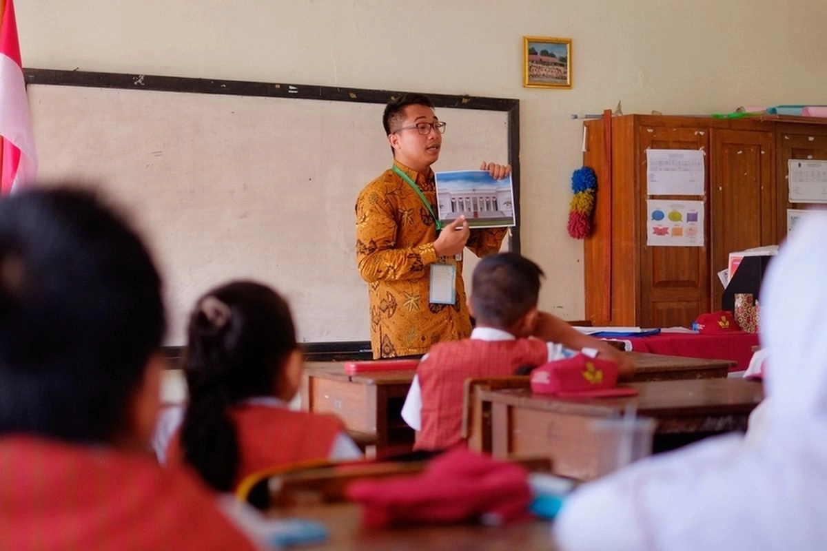 Soal Wajib Belajar Bahasa Perancis, Anggota DPR: Gurunya Ada Tidak?