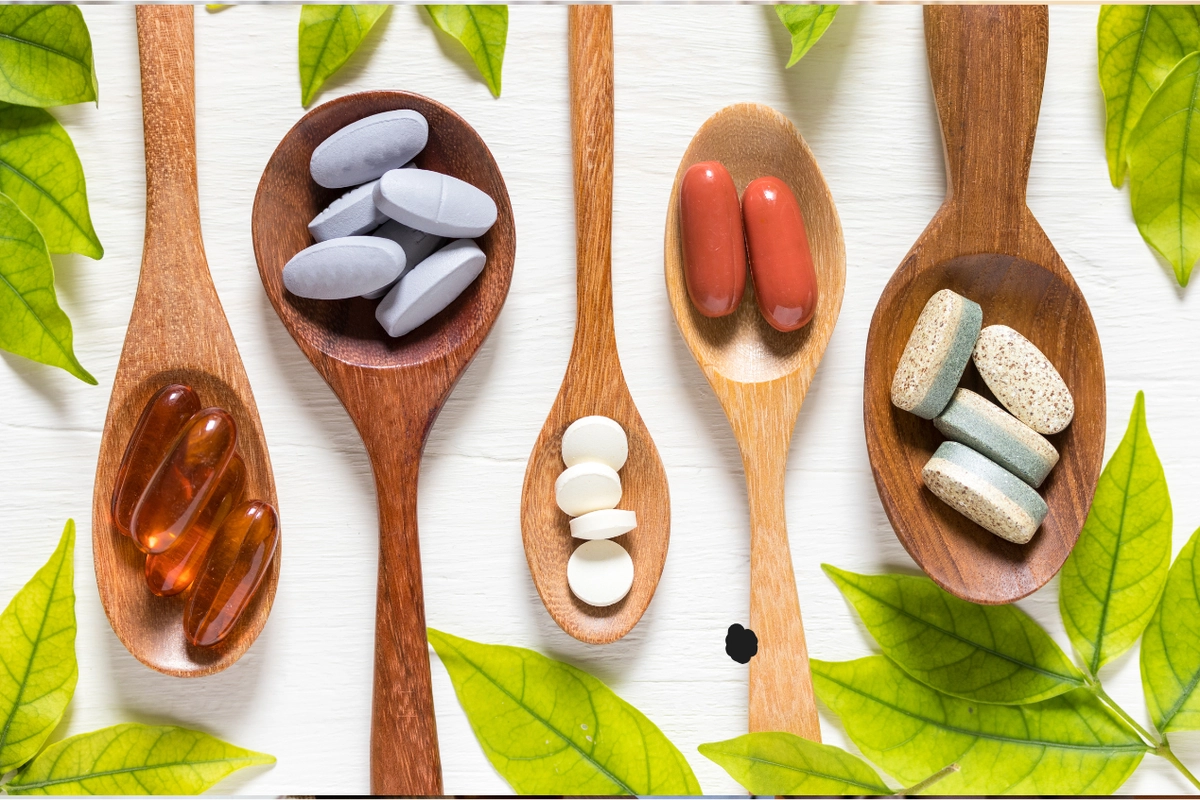 Jangan Asal Minum Suplemen, Dokter Ungkap Aturan Minum Vitamin yang Benar