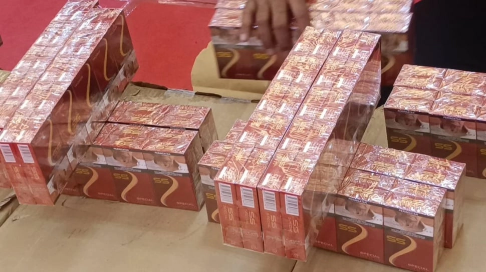 Kemenperin Minta Kaji Ulang Kemasan Polos Produk Tembakau