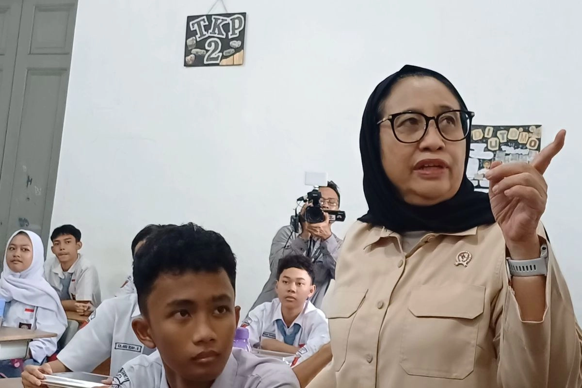 BREAKING NEWS! Nanik S Deyang Diangkat Jadi Kepala BGN Gantikan Dadan