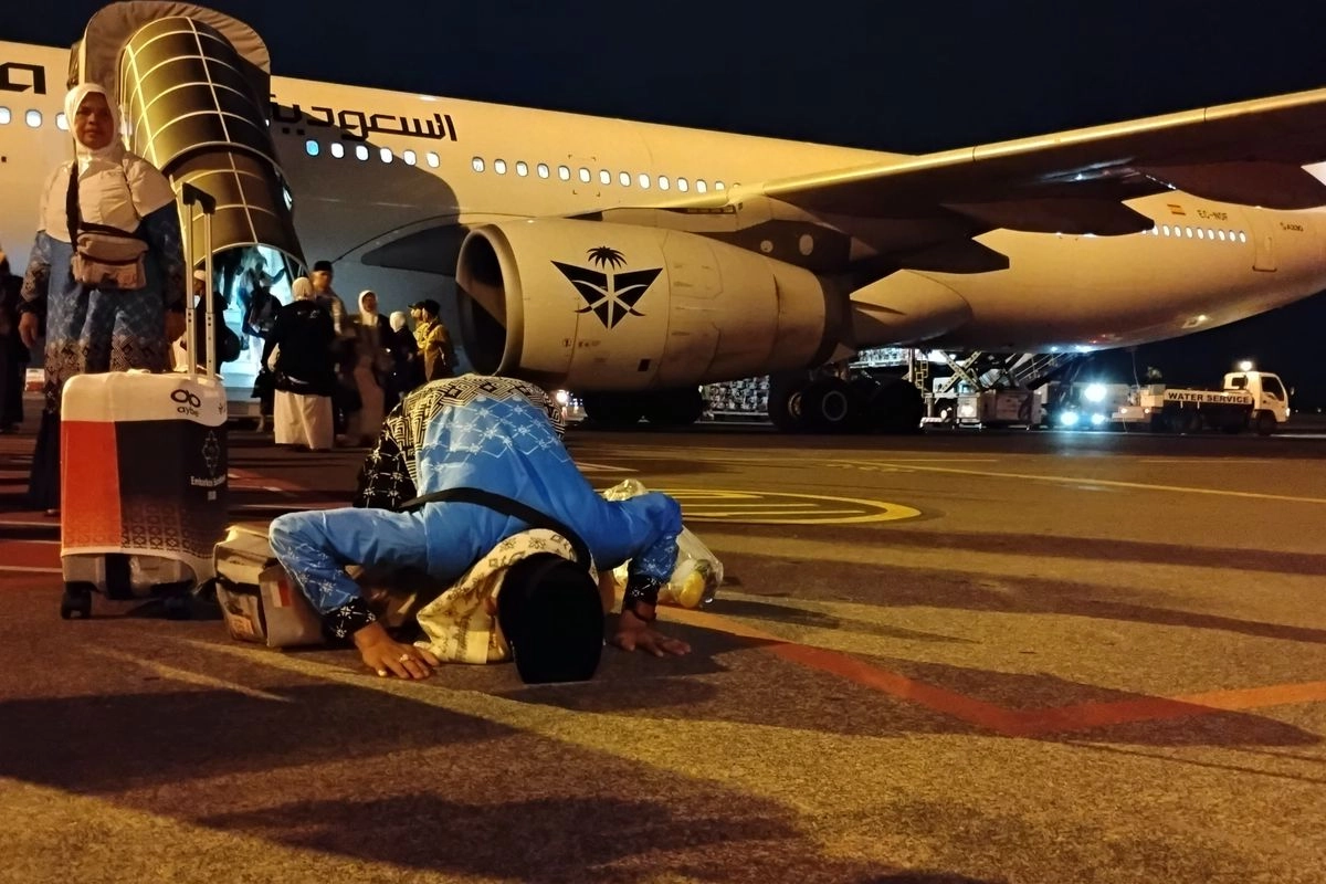 Kemenkes Deteksi Kesehatan Jemaah Haji yang Baru Mendarat di Bandara Soetta
