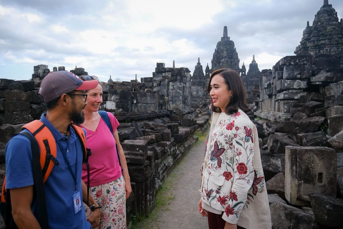 Libur Sekolah Tiba! Menpar Bocorkan Kesiapan Candi Prambanan dan Stasiun Tugu