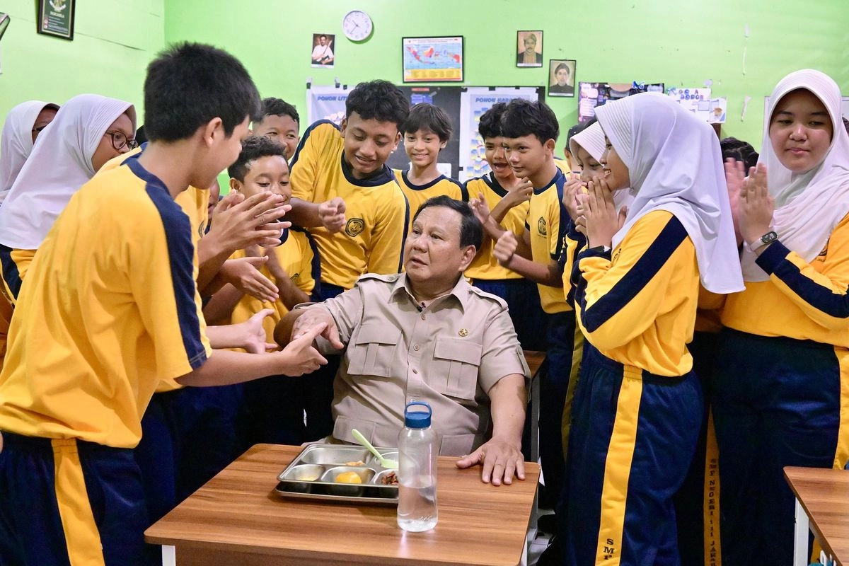 Saat Anak SMP Ngaku Bercita-cita Jadi Presiden di Depan Prabowo...
