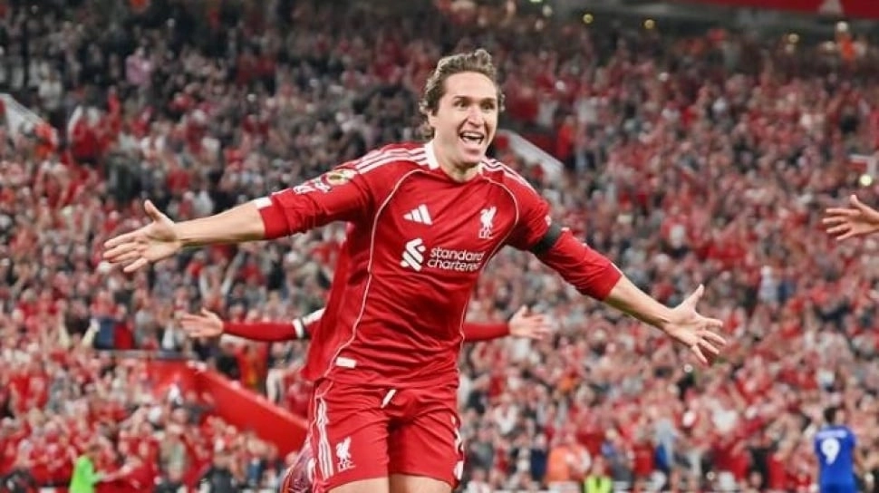 Penuhil Regulasi UEFA, Como 1907 Bidik Winger Liverpool Federico Chiesa