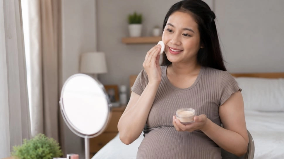 4 Merk Bedak Tabur yang Aman untuk Bumil, Tetap Glowing Selama Kehamilan Tanpa Was-was