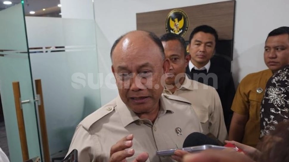 Eks Kepala BGN Dadan Hindayana Dijemput Kejagung, 2 Lainnya Dikejar untuk Ditangkap